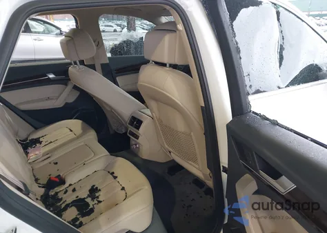 2018 Audi Q5 2.0T Premium/2.0T Tech Premium z USA, uszkodzony, nr VIN WA1BNAFY2J2007223